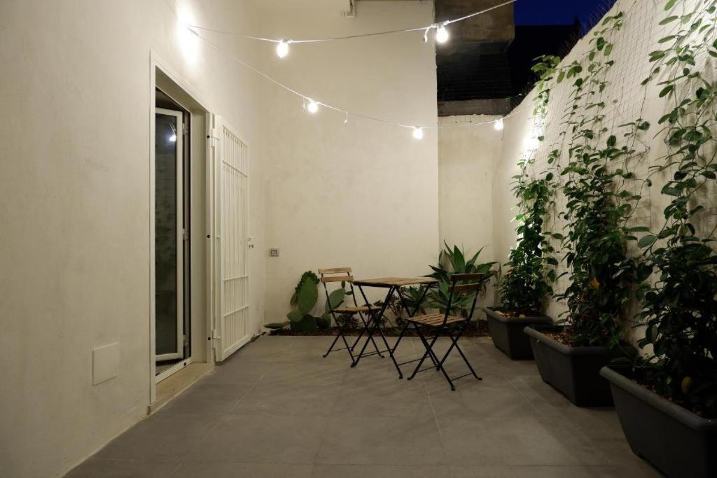 Ferienwohnung Dante'S Patio Bari Exterior foto